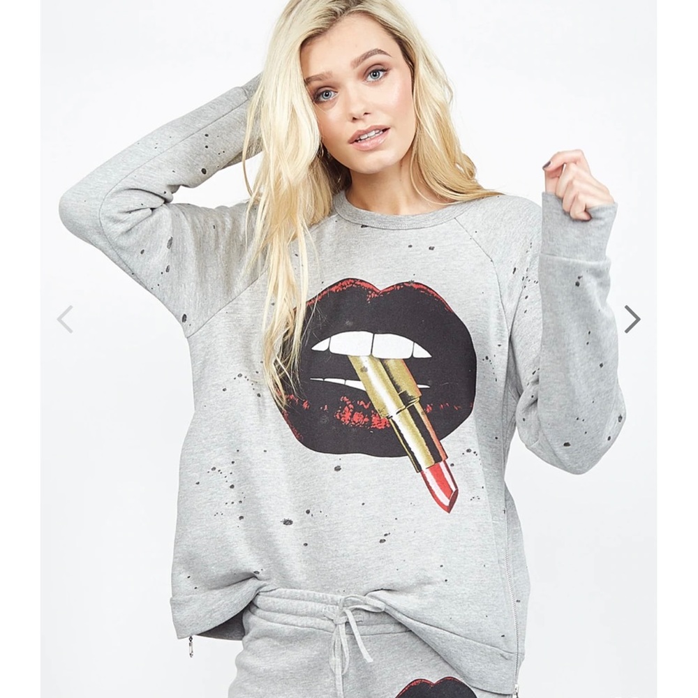 Lipstick mouth printed  pullover  by Lauren Moshi